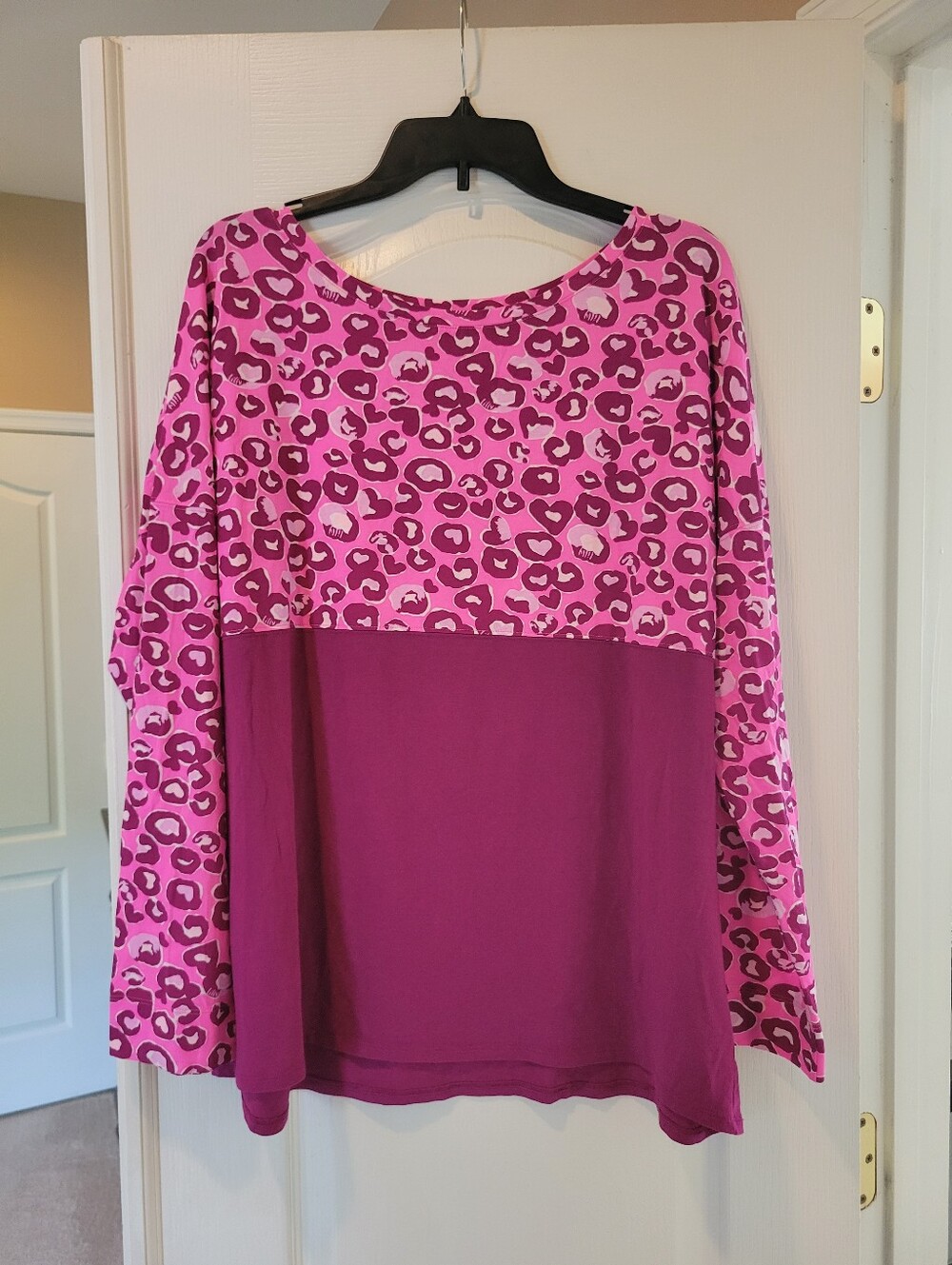 Lilly Pulitzer Finn Top XL Mandevilla Pink Don’t Be A Cheetah Colorblock Tee